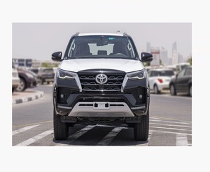 Toyota Fortuner 2,7 P AT 2022 recién usado, parte superior gris, importación de Europa, conducción a izquierda/derecha, entrega rápida, vehículo disponible - Product Image 1