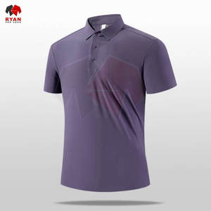 Polo classique pour homme avec tissu doux, port confortable et design intemporel - Product Image 1