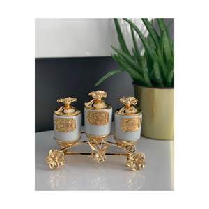 Mini juego de especias de porcelana de tres piezas Color dorado Capacidad de 85ml Hecho en Turquía - Product Image 1