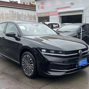 โฟล์คสวาเก้น <span class=keywords><strong>Magotan</strong></span> 2024 380TSI รถมือสองระยะทางต่ำรถมือสองราคาไม่แพง - Product Image 2