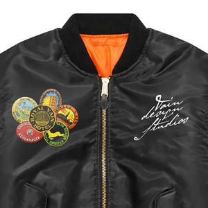 แจ็คเก็ตบอมเบอร์ผู้ชายแบบใหม่ สไตล์ไฮสตรีท ผ้าโพลีเอสเตอร์ไนลอน 100% กันน้ำ แบบกลับด้านได้ คอตั้ง เป็นมิตรกับสิ่งแวดล้อม ขายส่ง - Product Image 2