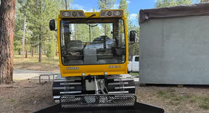 Machine à neige à chenilles de gros pour l'industrie, avec moteur et transmission, haute performance de compression de la neige - Product Image 4