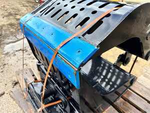 Pinza Manual de Acero de Alta Resistencia JB Equipment para Excavadoras de 3T-40T, Apertura de Mandíbula de 400-1650 mm, 1 Año de Garantía - Product Image 4