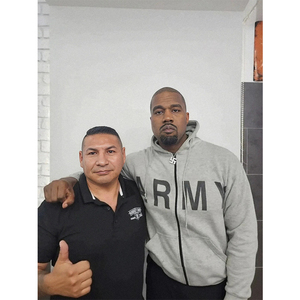 Sudadera con Capucha Unisex de Felpa Gruesa con Estampado Sólido, Corte Cuadrado, para Invierno - Fabricantes de Ropa Personalizada al por Mayor - Product Image 3