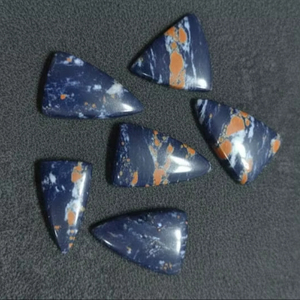 พลอยคาโบชองคุณภาพสูง แบบหลวม ด้านหลังแบน สำหรับบำบัดรักษา ขายส่ง พลอยคาโบชองขัดเงาด้วยมือ รูปทรงและขนาดคละแบบ - Product Image 1