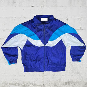 Combinaison coupe-vent légère, écologique et résistante aux intempéries pour femmes, idéale pour les journées actives - Product Image 3