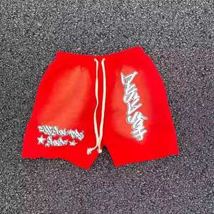 Short Streetwear pour hommes OEM Design brodé sur mesure idéal pour la vente au détail de mode ou l'identité de marque - Product Image 1