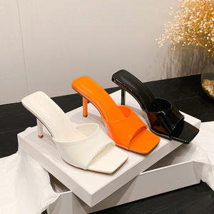 Nouvelles chaussures Mary Jane de style français printemps-été, ballerines rétro britanniques à semelle épaisse en cuir, chaussures à talons hauts élégantes et cool - Product Image 1