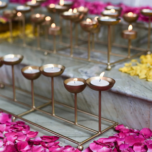 Soporte de Urli dorado de estilo único, centro redondo de latón decorativo, decoración de boda, diseño rústico Ins, vidrio, Metal, ocasiones navideñas - Product Image 1