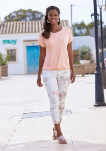 T-shirt à la mode de style décontracté pour femmes col rond manches courtes tissu en maille vente en gros t-shirts de mode en vrac - Product Image 4