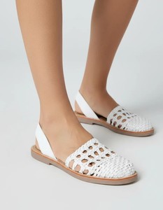 Sandalias Planas para Mujer con Tela Calada, Hechas de Cuero Genuino, Ligeras, Transpirables, con Tira Trasera y Punta Abierta para Cualquier Ocasión - Product Image 1