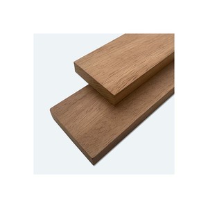 Tableros de madera Iroko suministrados en gran cantidad para proyectos comerciales e industriales - Product Image 1