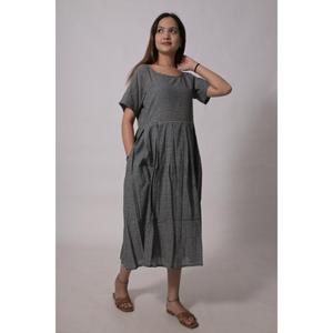 ชุดเดรสผ้าฝ้ายทอมือระดับพรีเมี่ยมสำหรับคนที่ใส่ใจแฟชั่น - Product Image 3