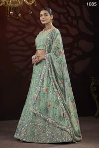 ชุดแต่งกายแต่งกายแต่งกายแต่งกายแต่งกายแต่งกายไปงานปักด้ายแฟนซีแบบใหม่ล่าสุดล่าสุดจาก EVERGREEN choli lehenga choli และ dupatta - Product Image 6