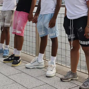 Haute qualité 100% coton Vintage lavé à l'acide Shorts personnalisé Streetwear sérigraphie peinture éclaboussures ourlet coupe Shorts pour unisexe - Product Image 1