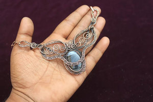 Impresionante hecho a mano Metal Latón chapado en oro colgante Sardonyx piedra preciosa forma ovalada 25To30mm conjunto de joyería de moda y regalo de aniversario - Product Image 4