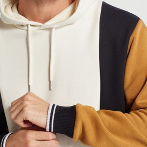 Derniers sweats à capuche respirants de haute qualité personnalisés avec blocage des couleurs pour les hommes bon marché collection d'hiver sweats à capuche confortables - Product Image 4