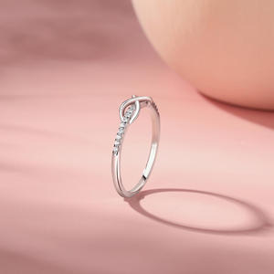 Anillo de Promesa Infinito de Plata de Ley Bañado en Rodio Jeulia con Zirconia de Corte Cojín - Product Image 4