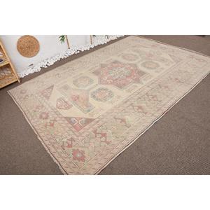 Alfombra Turca Vintage de Lana Beige, 6.3x8.1 pies (192x246 cm) - Product Image 3