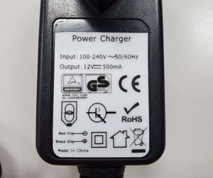 Chargeur de batterie au plomb pour moto certifié CE ROHS 12v500mA, pour 12v 2.5-24Ah - Product Image 4