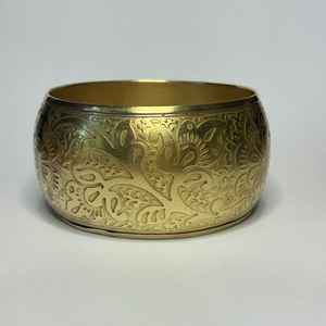 กำไลข้อมือทองเหลืองดิบขนาด 69 มม. ดีไซน์แบบฝังลายช่องกว้าง ทำด้วยมือ สไตล์โมเดิร์น งานฝีมือ MS รุ่น MS-wc-001 - Product Image 6