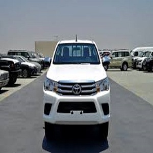 (F&2) Toyota Hilux Doble Cabina DLX 2.4L Diésel 4x4 de 6 Plazas MT, Usada, 2024 - Product Image 1