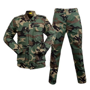 เครื่องแบบลายพรางชุดฝึกกีฬากลางแจ้งปักโลโก้ได้ตามต้องการ - Product Image 1