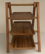 บันไดเสิร์ฟอาหาร 3 ชั้น ทำจากไม้กระถินเทศ สำหรับงานปิกนิก - Product Image 3