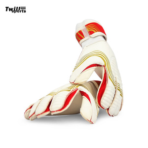 ถุงมือฟุตบอลฟอลคอนสำหรับผู้รักษาประตูถุงมือหนังแบบมืออาชีพถุงมือป้องกันแบบหนาทำจากวัสดุหนังใหม่ - Product Image 1