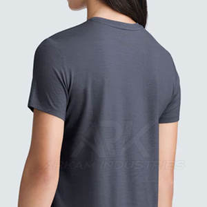 T-shirt pour femme avec logo personnalisé en gros, t-shirt pour femme au meilleur prix, t-shirt pour femme en coton, coupe ajustée, manches courtes - Product Image 6