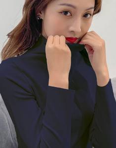 100% coton filles décontracté pull haut col rond broderie bouton décor solide pull avec Logo avant hiver haut tricoté - Product Image 6