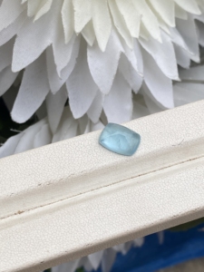 Cabochons en forme de coussin aigue-marine de couleur naturelle avec une pierre précieuse en vrac de bon lustre pour la fabrication de bijoux 2.70 carats - Product Image 2