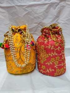 กระเป๋าพอตลี่แบบผูกเชือกสำหรับงานแต่งงานตามสั่งเหมาะสำหรับใช้เป็นของชำร่วยในงานแต่งงานเหมาะสำหรับขายต่อ - Product Image 6