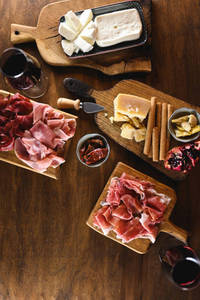 Planche à découper en bois pour ustensiles de cuisine, écologique et durable, fabriquée à la main en Inde - Product Image 3