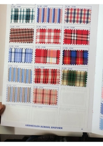 Durabilité à long terme Chemise en tissu denim confortable toute la journée Style de robe uniforme tissé teint en plaine pour les garçons et les filles en milieu de travail - Product Image 5