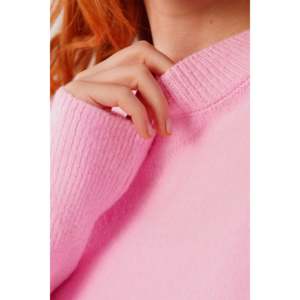 Lustrin Women's <b>Plain</b> Pink Round Neck Knit Pullover Sweater - Comfortable, Stylish, Wholesale Standard Fit <b>Jumper</b> - Product Image 4