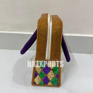 กระเป๋าถือปักเลื่อมมาร์ดิกราส์ทำด้วยมือกระเป๋าฮาร์เลควินสีม่วงสีเขียวและสีทองสำหรับขบวนพาเหรดเทศกาลและงานเฉลิมฉลอง - Product Image 2