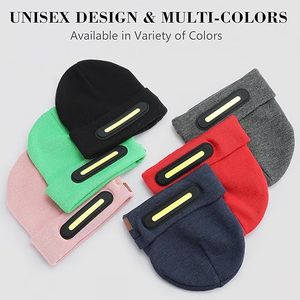 Venta al por mayor unisex Skully Beanie Hat con bordado 3D invierno Toque Caps con luces MOQ bajo para gorros - Product Image 6