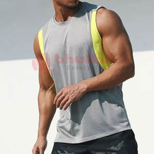 Débardeur personnalisé de la meilleure qualité pour hommes pour le fitness, la salle de sport, le style d'été avec logo personnalisé à la mode et imprimé - Product Image 2