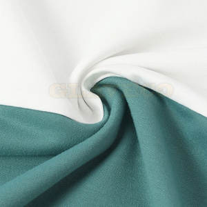 Sweat-shirts d'hiver pour hommes Heavy Duty Basics - Motif uni, tissu polaire de qualité supérieure, coupe ample, coupe-vent et respirant - Product Image 6