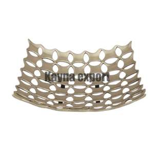 Artisanat en métal coulé en aluminium métal nouveau Design bol de service de fruits mariage et événement fête table en métal servant bol de fruits - Product Image 1