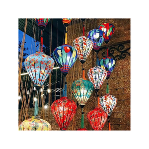 Collection de lanternes en soie pour décorer les festivals, lanterne traditionnelle en soie de bambou naturel de haute qualité et au meilleur prix - Product Image 1