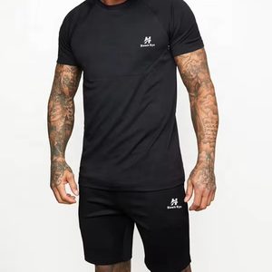 ชุดเสื้อยืดและกางเกงขาสั้นผ้าฝ้ายสำหรับผู้ชาย ฤดูร้อน แบบสองชิ้น พร้อมโลโก้สั่งทำ - Product Image 3