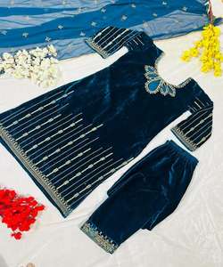 Ropa de césped impresa con diseño de ropa Punjabi Salwar perfecto para damas que aman los Trajes cosidos modernos pero tradicionales - Product Image 3