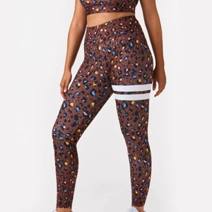 2024 último elegante entrenamiento niñas Fitness sublimación Leggings venta al por mayor nueva llegada ligero y suave tela señoras medias - Product Image 1