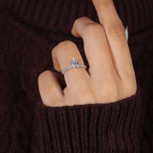 Bague de fiançailles personnalisée certifiée Gia Igi Vvs Cvd Lab Grown Créated Diamond 10k 14k 18k Gold Radiant Cut Pave Yellow Gold - Product Image 2