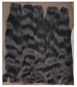 Prix de gros Mèches de cheveux indiens bruts Extensions de cheveux vierges non traités Remy cuticules alignées dans une couleur naturelle - Product Image 4