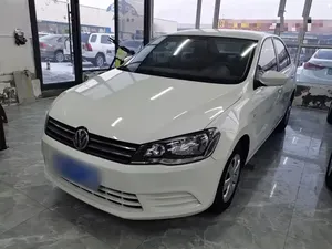Prêt à être expédié : Volkswagen Jetta d'occasion, modèle 2015, édition Value, 1.6L, boîte manuelle, finition Fashion, berline essence à vendre - Product Image 2