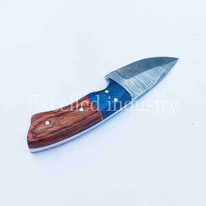 Cuchillo desollador de caza de acero de Damasco, cuchillo táctico de supervivencia, Pakka mango de madera, cuchillo desollador para acampar con Funda de cuero - Product Image 4