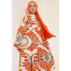 ชุดเดรสแต่งพู่คอปกลายของแท้สีเบจส้ม - Product Image 3